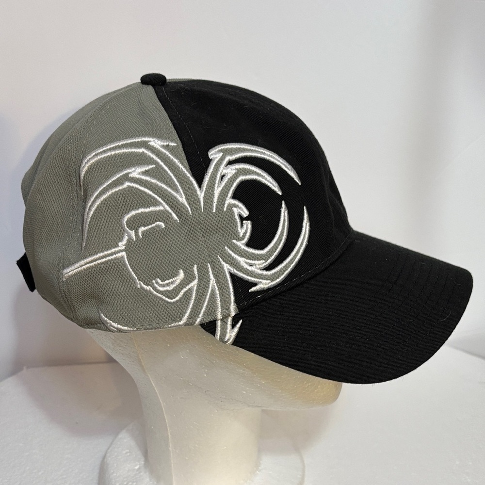 Men's Black and Gray Embroidered baseball Hat Cap NWT OSFM